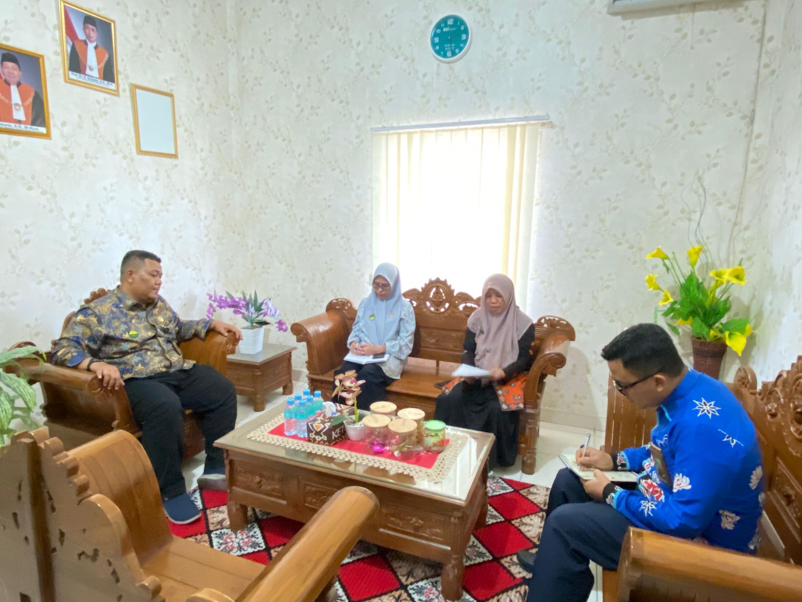 rapat pimpinan 1