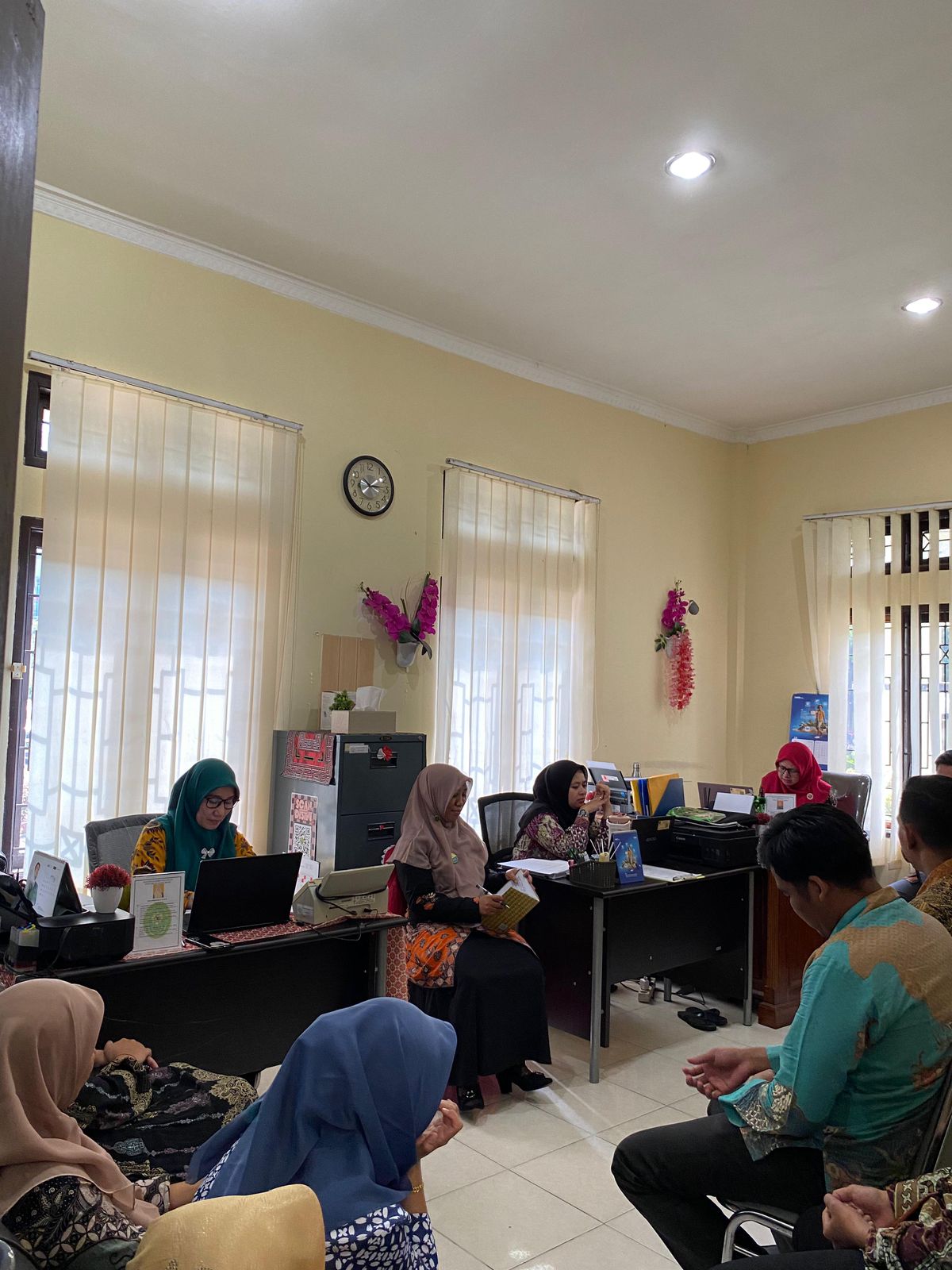 rapat sekret 2